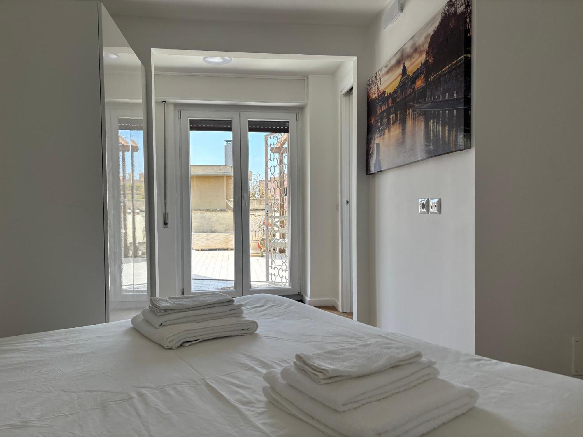 Last Floor Aurelio Vaticano * Roma